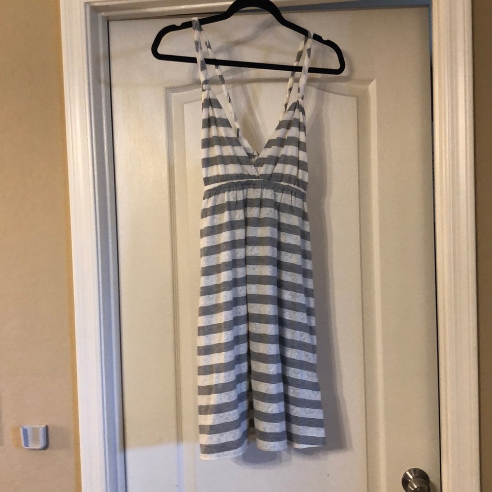 Xhileration woman’s summer dress criss cross back